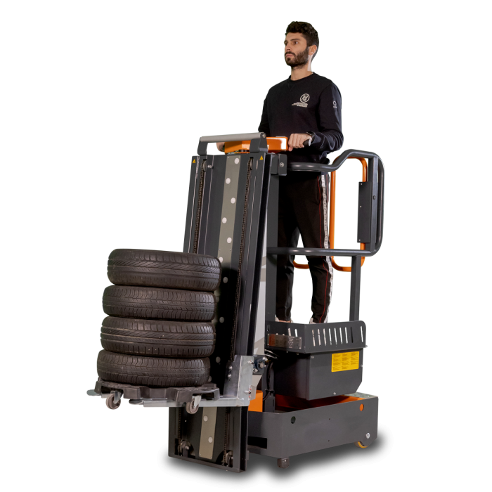 Elevah 40 Tires | H. Máx. de trabajo 4 m.