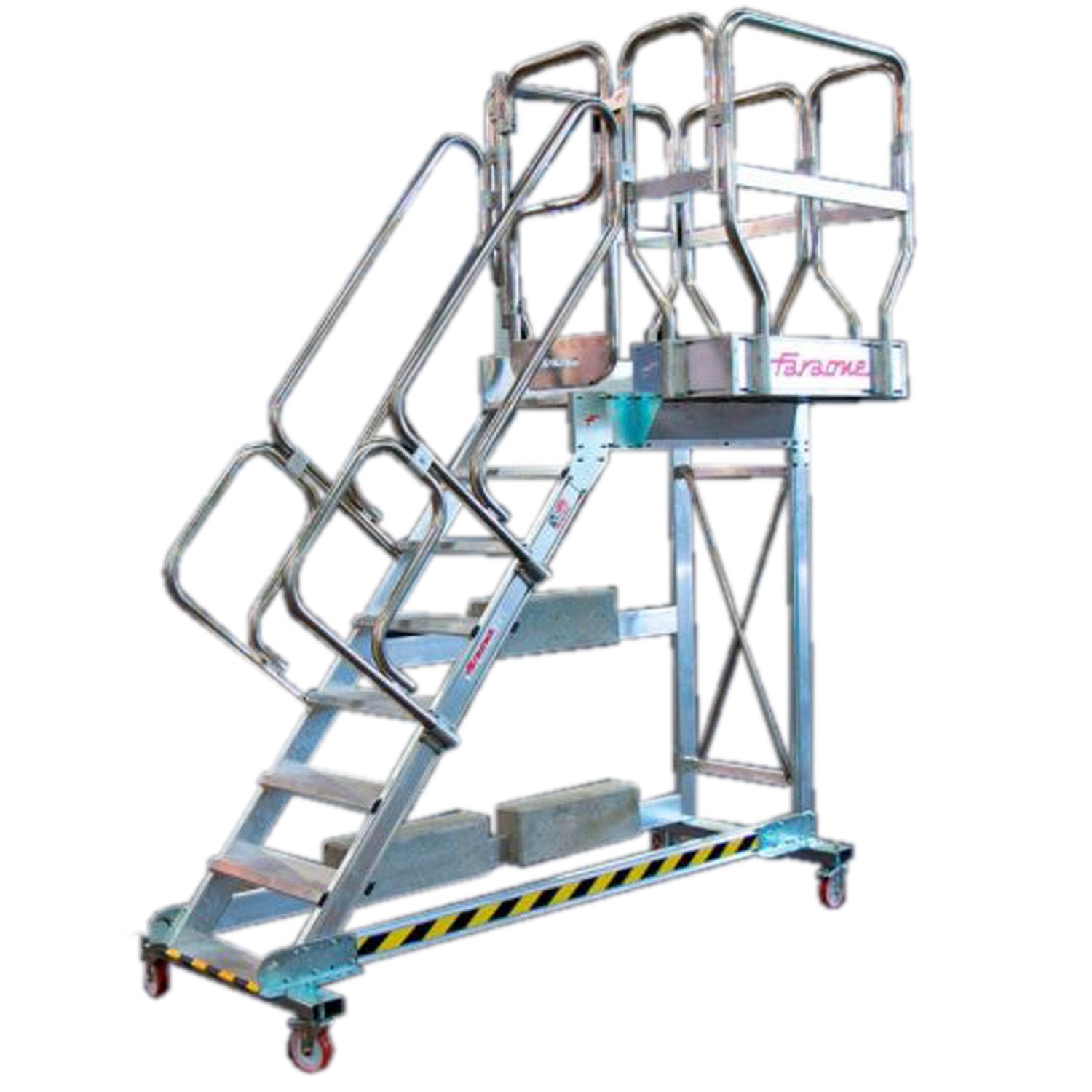 EM1406 | Escalier d'accès latéral