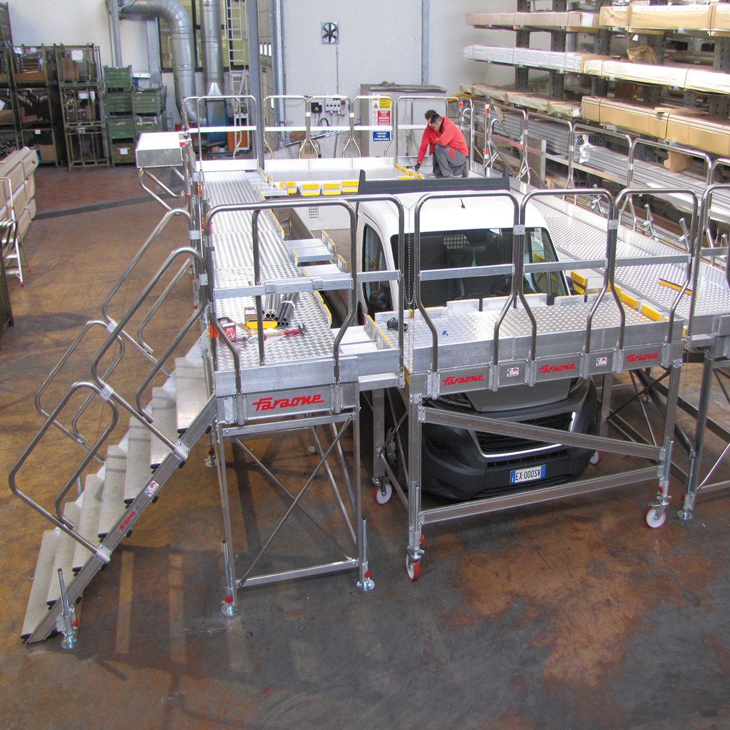 EM104 | Structure sur mesure pour maintenance de camions