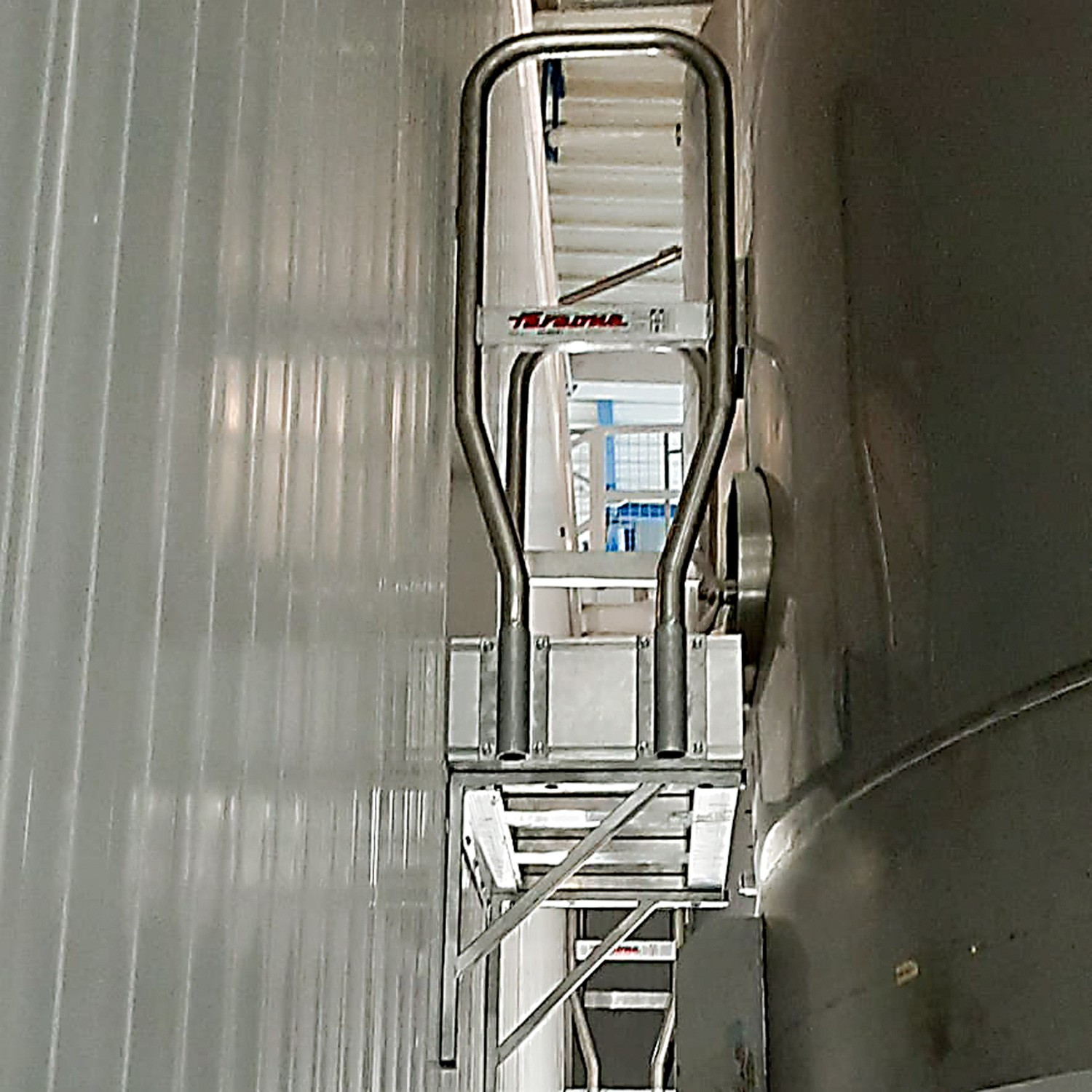 EM1114 | Passerelle de franchissement