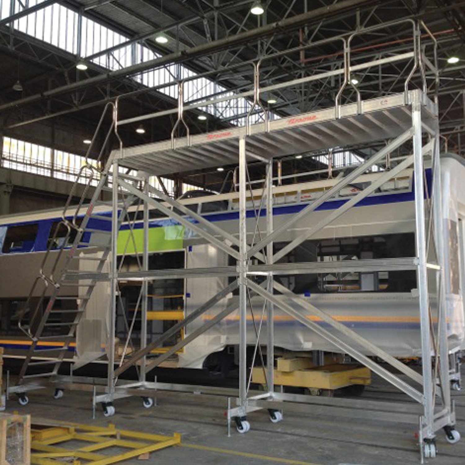 EM213 | Structure sur mesure pour maintenance de trains