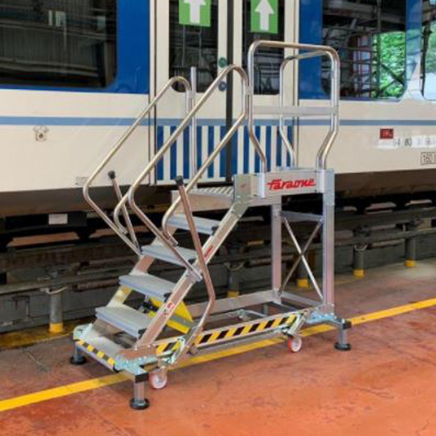 EM221 | Escalier sur mesure pour accès aux trains